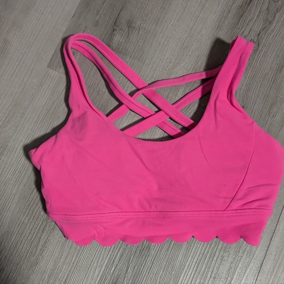 Buffbunny Rosa scallop sports bra - Picture 2 of 6